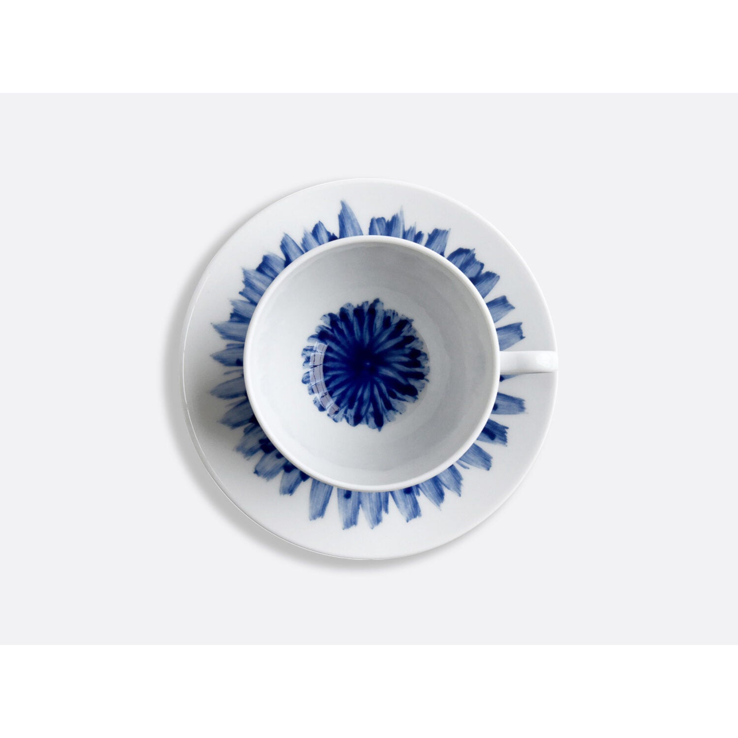 Bernardaud Tea cup and saucer 4.5 oz, Limoges porcelain, In Bloom collection, detail view