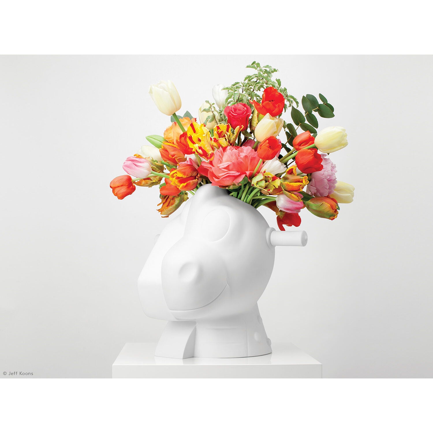 Bernardaud Split-rocker vase H.13.7", Limoges porcelain, Jeff Koons collection, on a white background