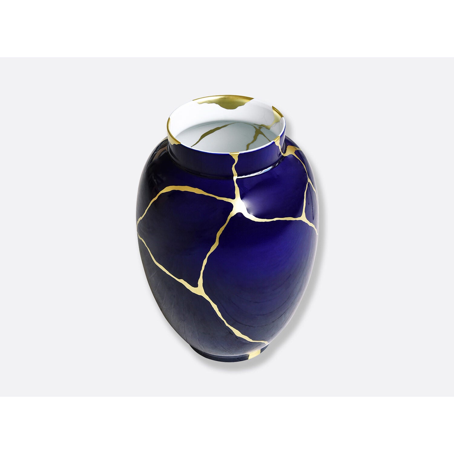 Bernardaud Cobalt blue large vase H. 22.4", Limoges porcelain, Kintsugi - Sarkis collection, detail view