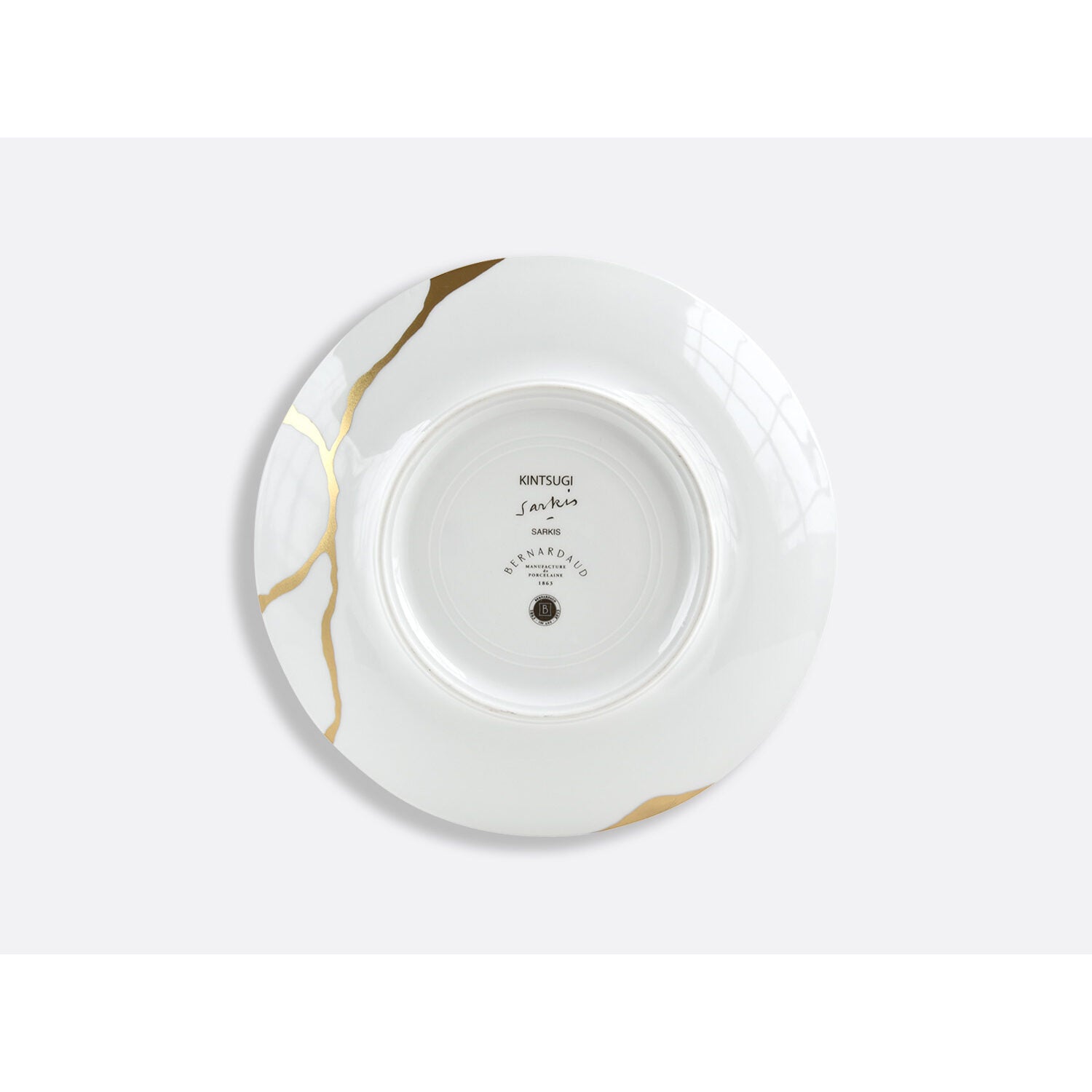 Bernardaud Salad plate 8.5" Rouge Empereur in Emperor Red, Limoges porcelain, Kintsugi - Sarkis collection, detail view