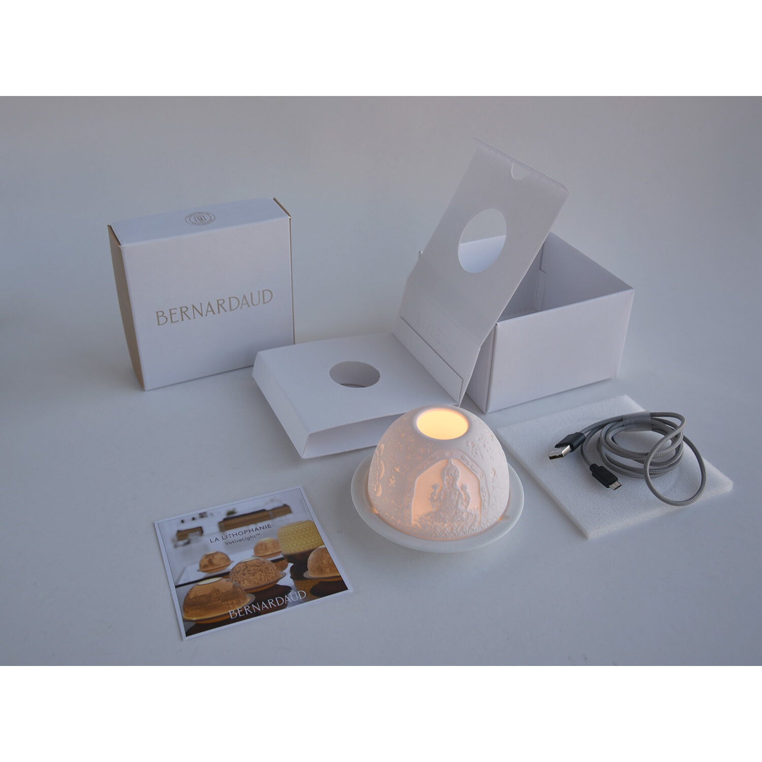 Bernardaud Versailles Led, Limoges porcelain, LED Votivelights collection, detail view