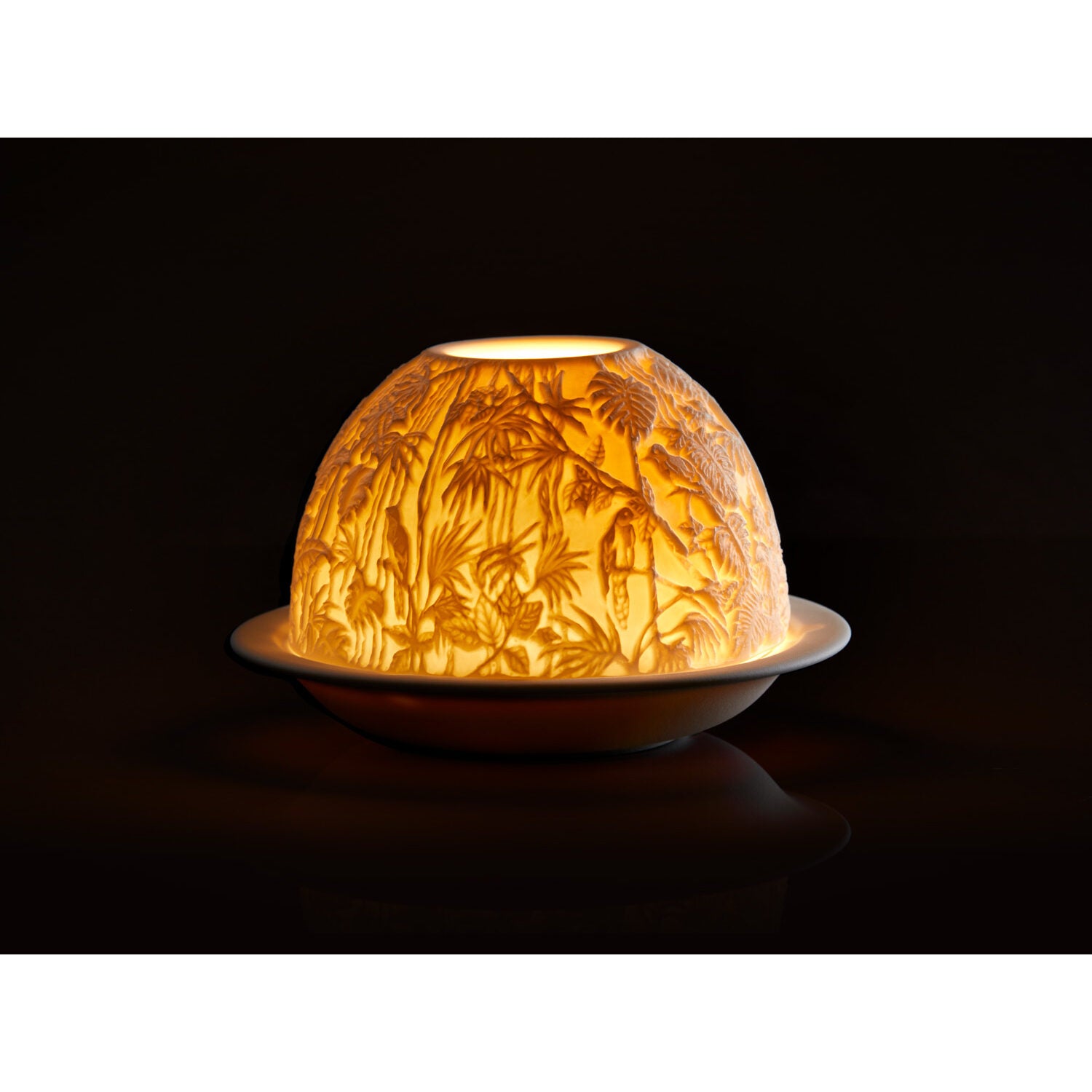 Bernardaud Borneo, Limoges porcelain, Lithophanies JP collection, detail view