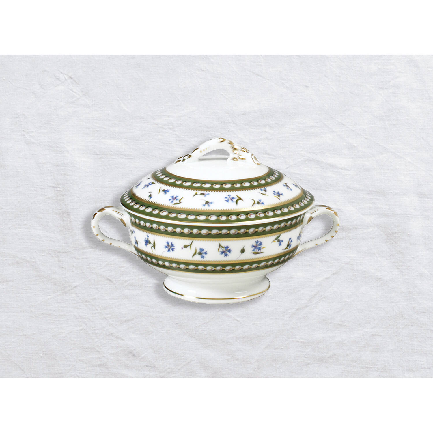 Bernardaud Gravy boat with cover 15 oz, Limoges porcelain, Marie-Antoinette collection, on a white background