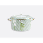 Bernardaud Soup tureen 68 oz, Limoges porcelain, Praiana collection, on a white background