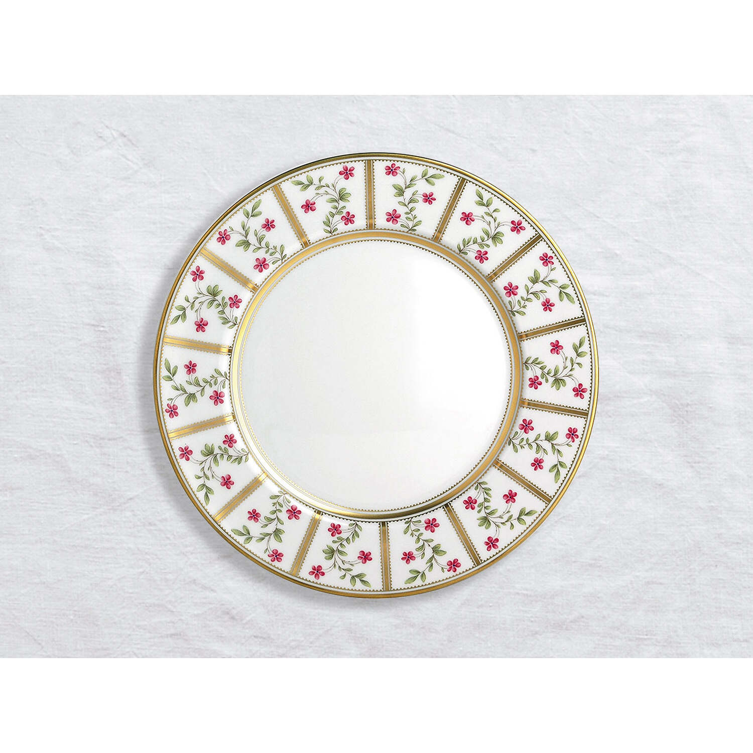 Bernardaud Dinner plate 10.5", Limoges porcelain, Roseraie collection, on a white background