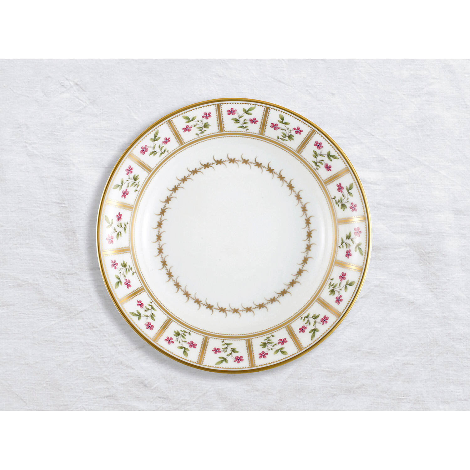 Bernardaud Open vegetable bowl 9.6" 27 oz, Limoges porcelain, Roseraie collection, on a white background
