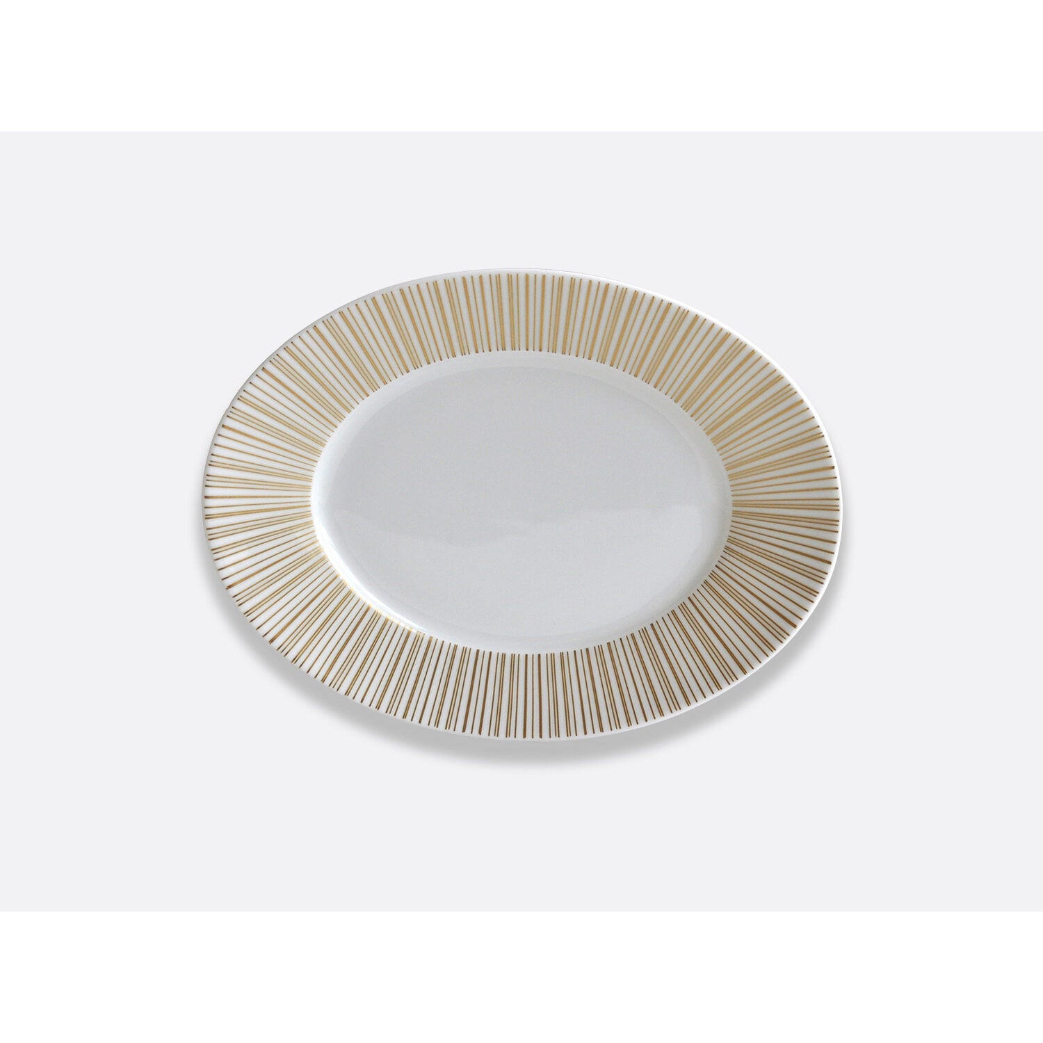 Bernardaud Relish dish 9" x 5", Limoges porcelain, Sol collection, on a white background
