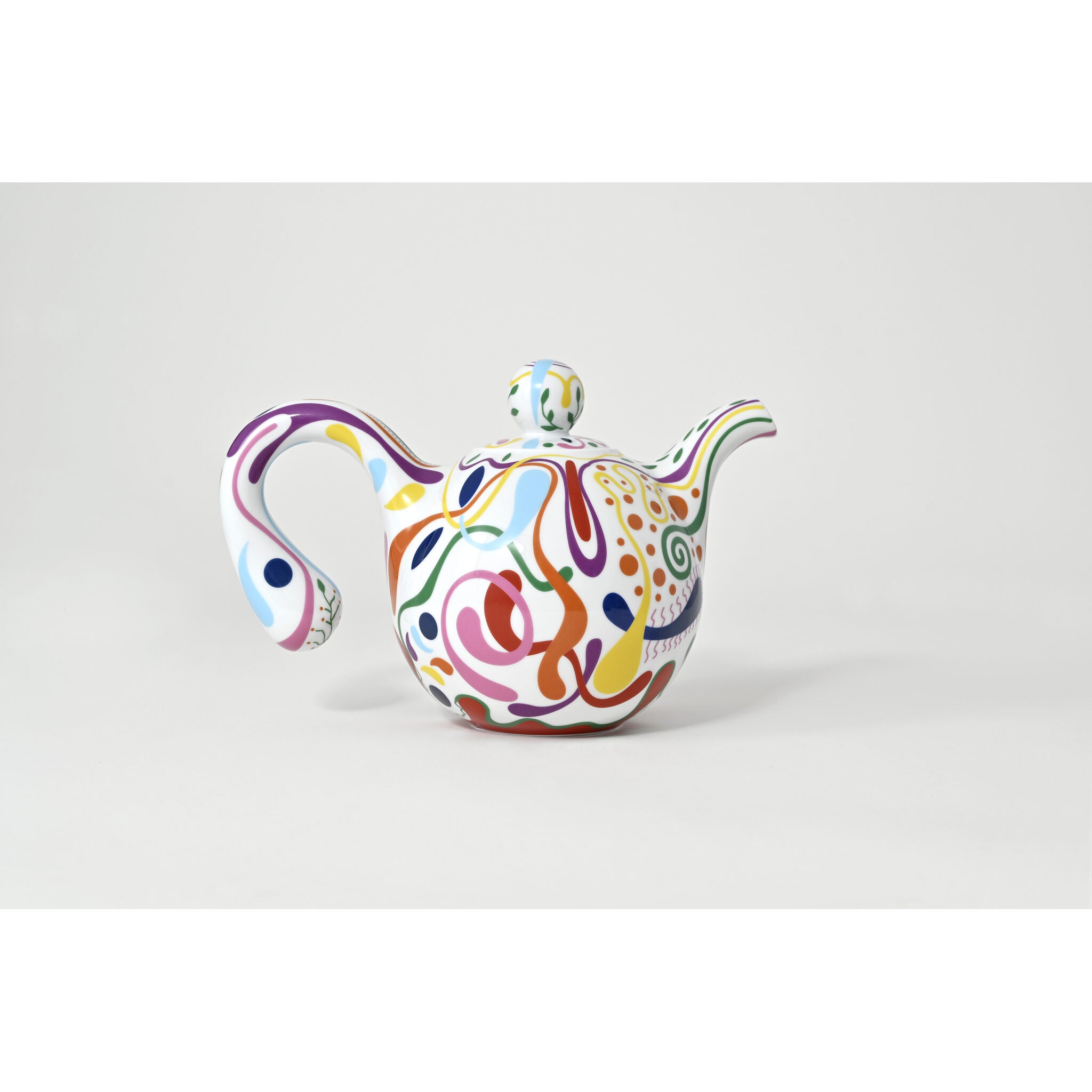 Bernardaud Teapot 68 oz, Limoges porcelain, Thé Dansant collection, detail view