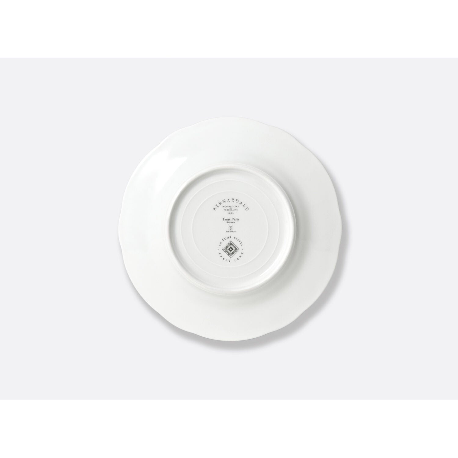 Bernardaud Set of 2 assorted bread and butter plates 6.5", Limoges porcelain, Tout Paris collection, detail view