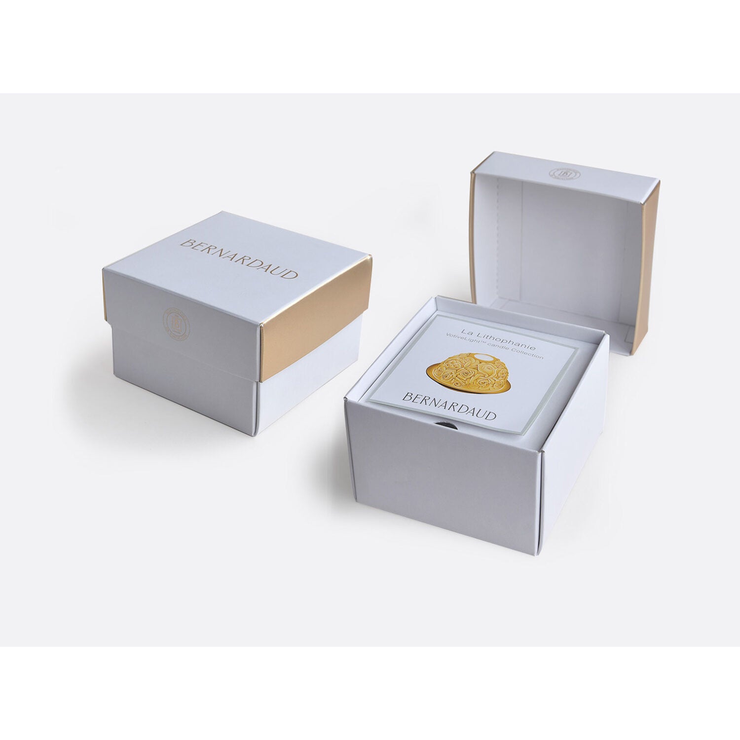 Bernardaud Daisies, Limoges porcelain, Wedding Table Accessories collection, detail view