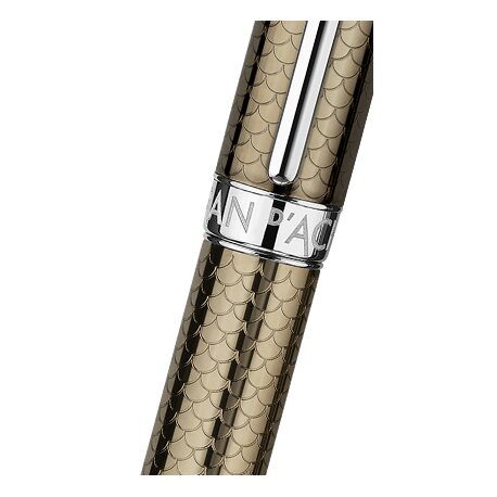 Caran d'Ache Léman Caviar Ballpoint Pen — detail view 4