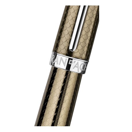 Caran d'Ache Léman Caviar Roller Pen — detail view 4