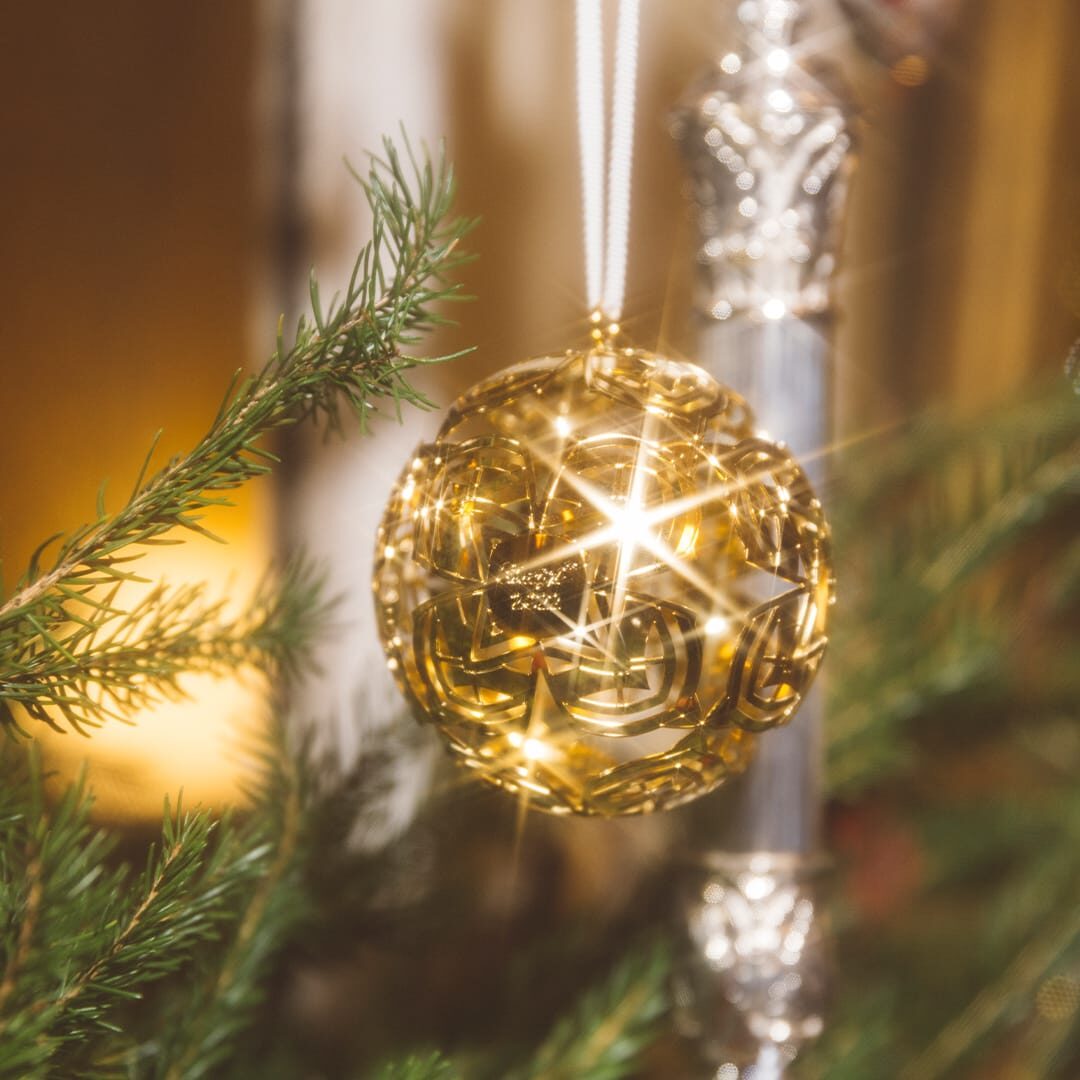 Christofle Silver-Plated Christmas Ornament 2022 Edition - Gold — additional view
