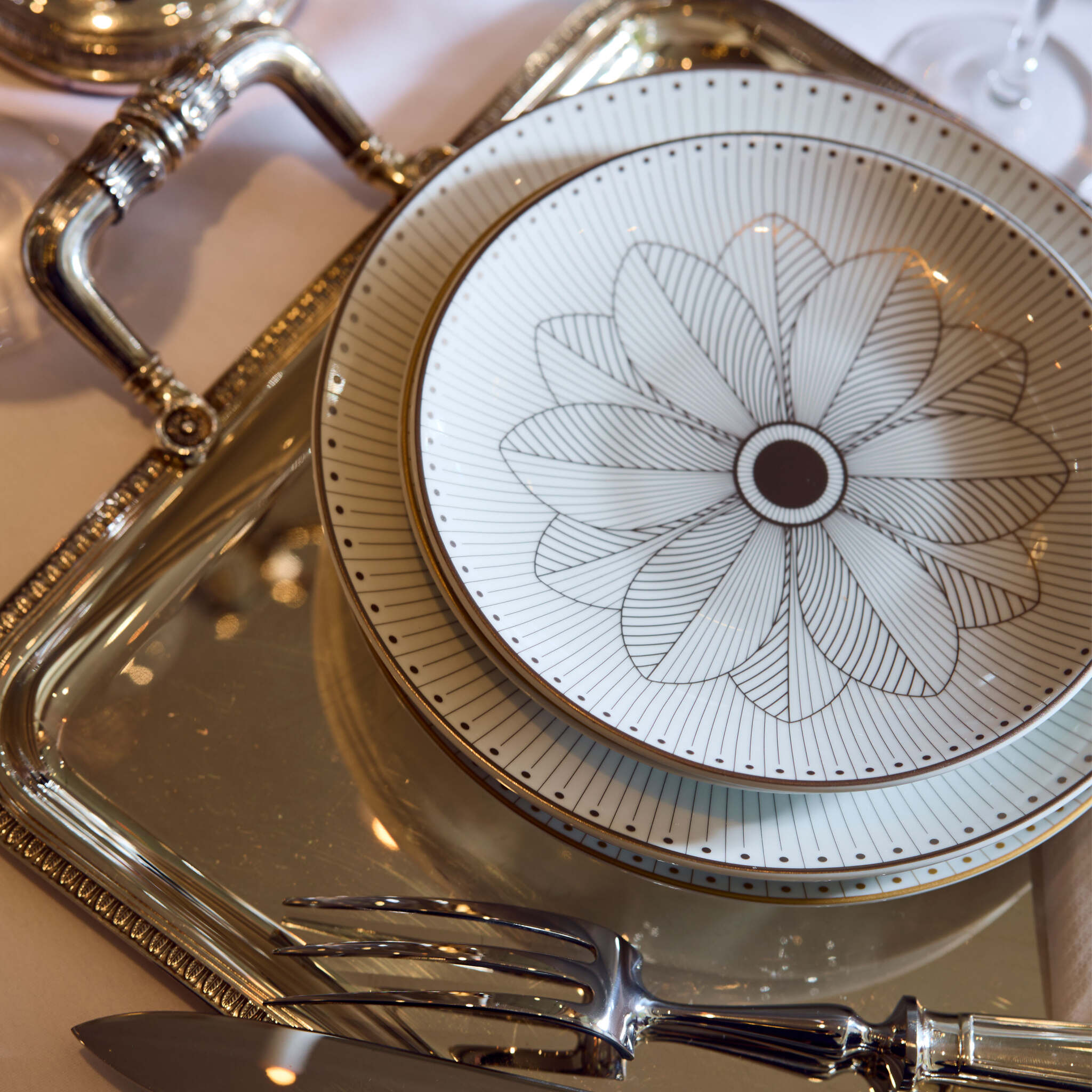 Christofle Malmaison Porcelain Bread Plate Platinum Finish — additional view