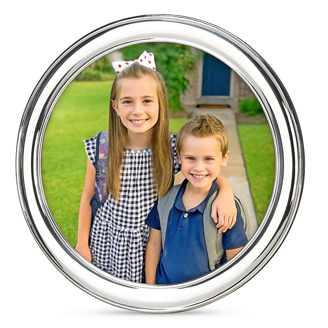 Cunill Plain Round Non-Tarnish 5" Sterling Silver Picture Frame — additional view