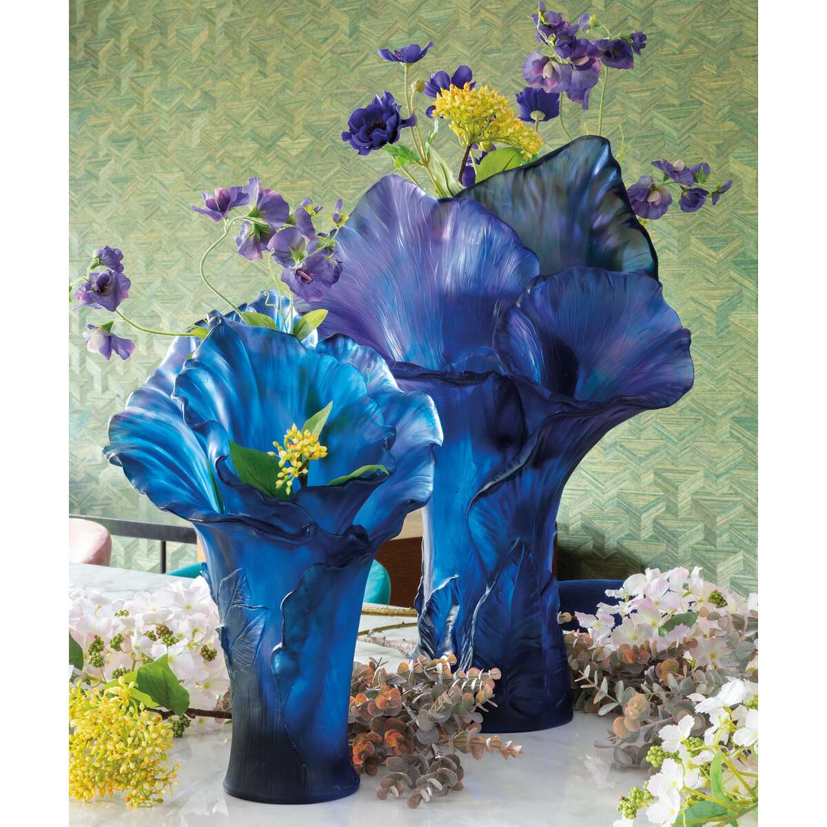 Daum Arum Magnum Vase – Midnight Blue, alternate view