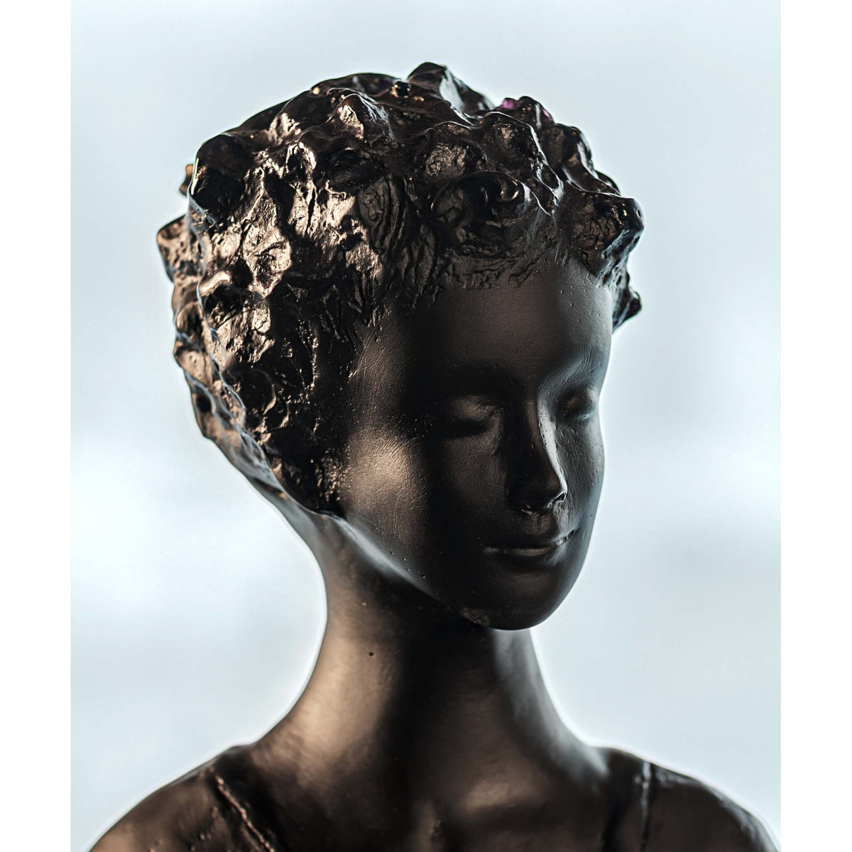 Daum Charlotte and By Jean Philippe Richard Sculpture – Black silver 75ex, alternate view