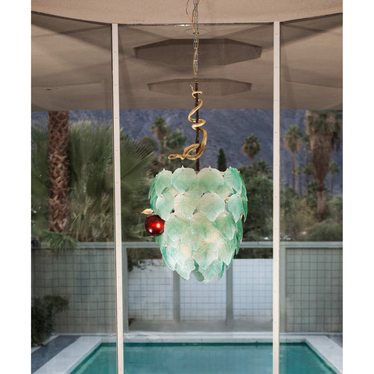 Daum Eden Chandelier Green By Martyn Lawrence Bullard Sculpture – Reptile 8ex, alternate view