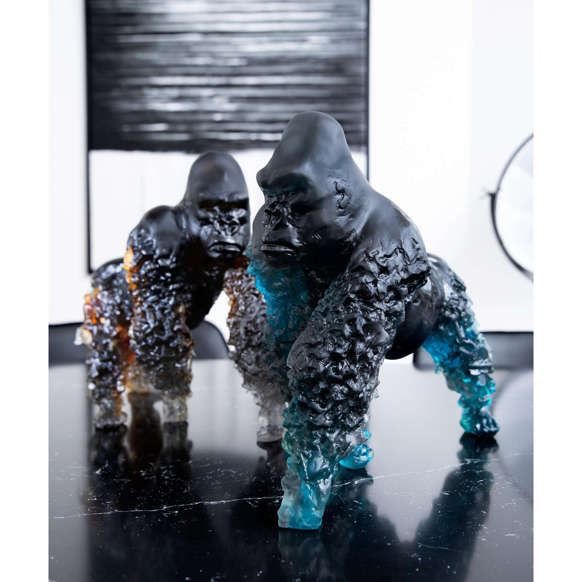 Daum Gorille À Dos Argenté Grey By Jean No 125ex Sculpture – Blue, alternate view