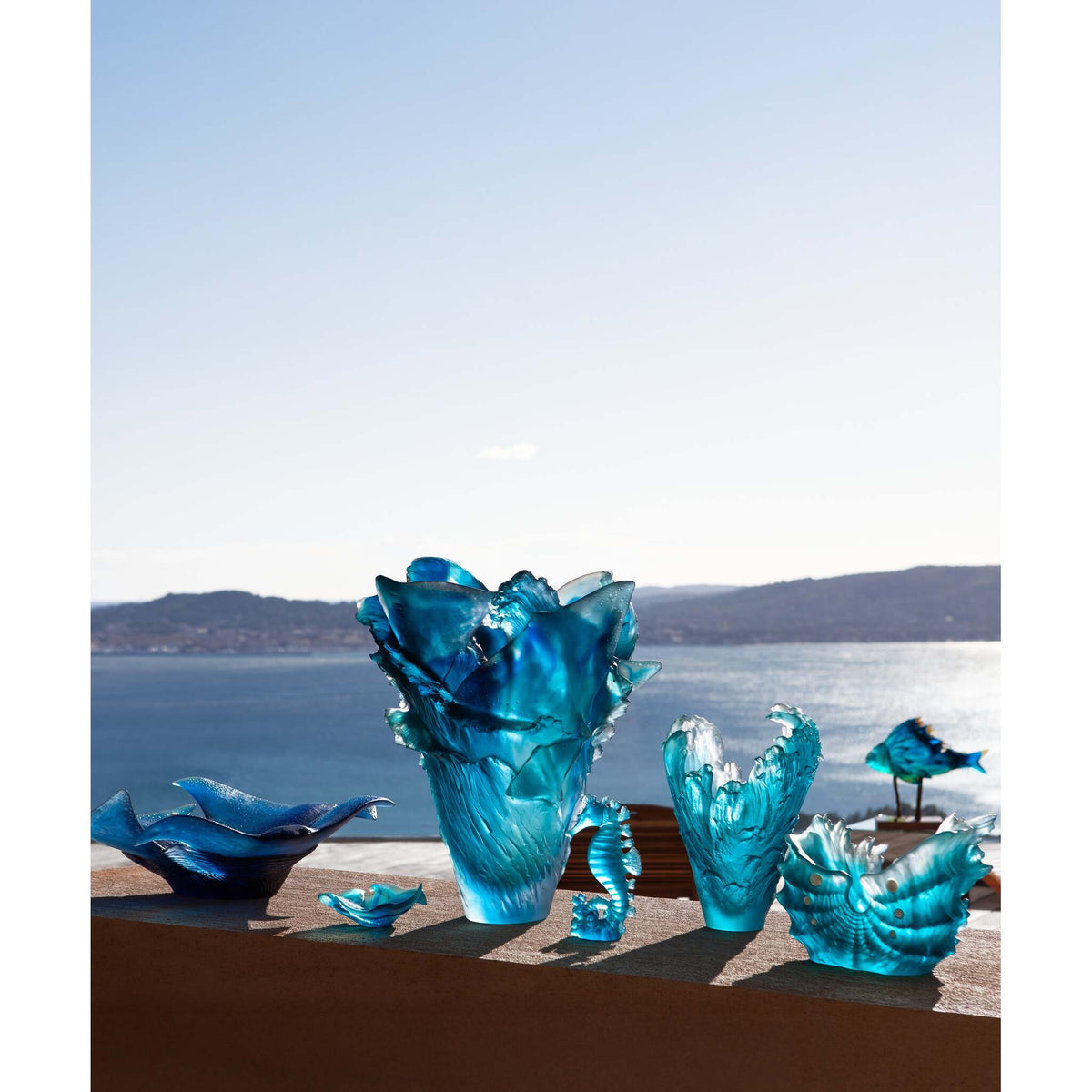 Daum Maya Centerpiece 175ex Sculpture, lifestyle view