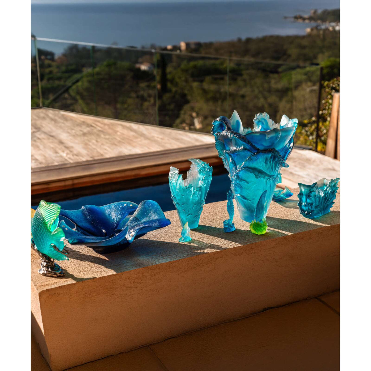 Daum Maya Centerpiece 175ex Sculpture, lifestyle view