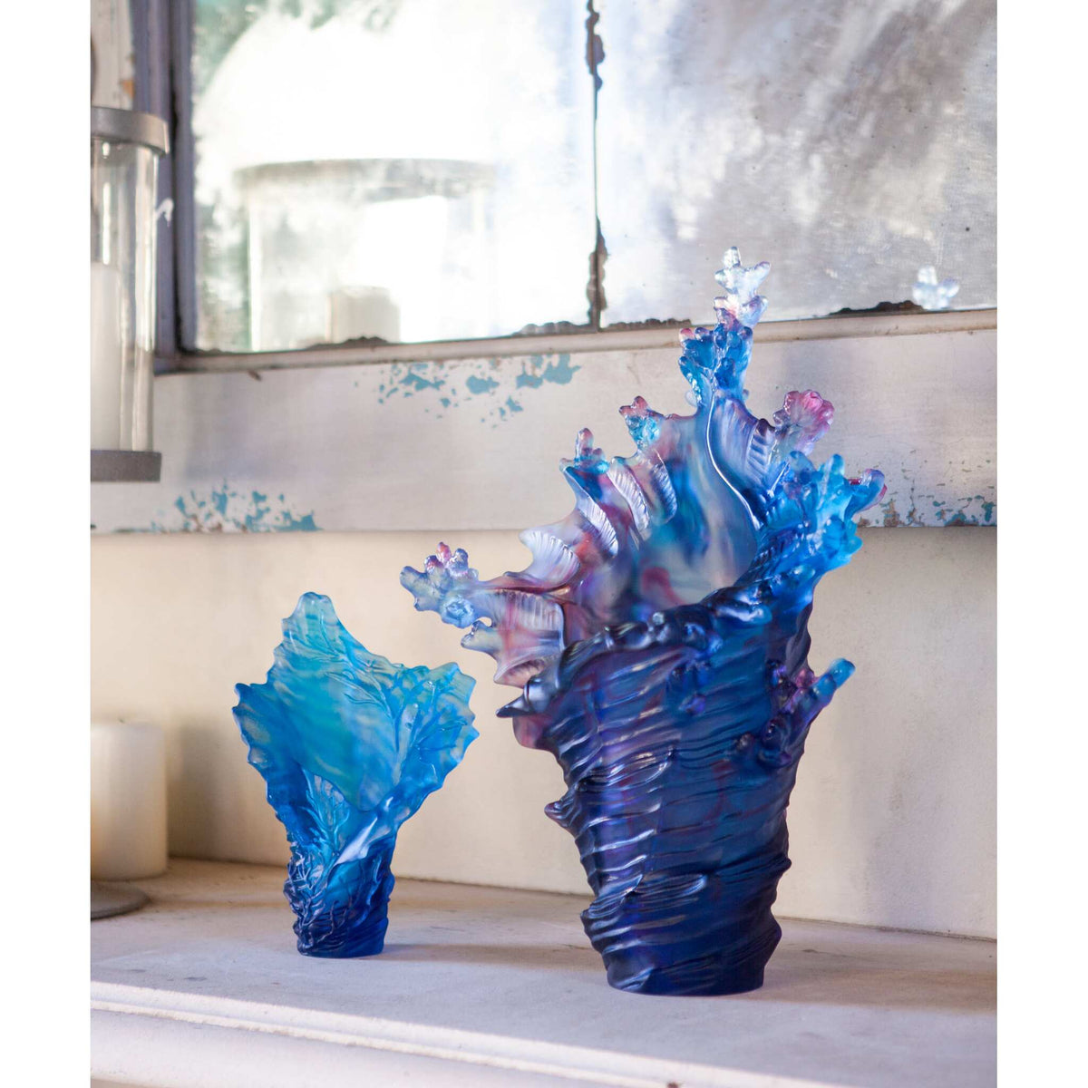 Daum Mer De Corail Large Vase – Blue and red, alternate view