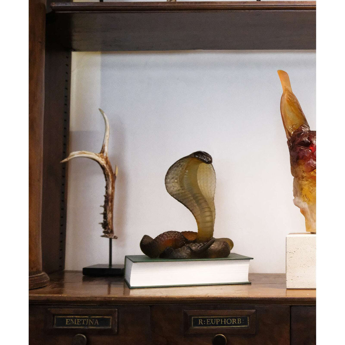 Daum Naja 500ex Sculpture – Amber and grey, alternate view
