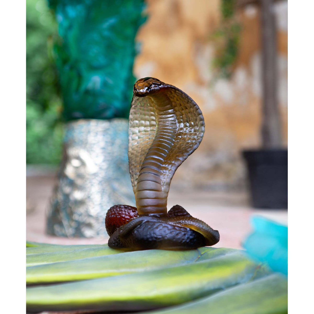 Daum Naja 500ex Sculpture – Amber and grey, alternate view