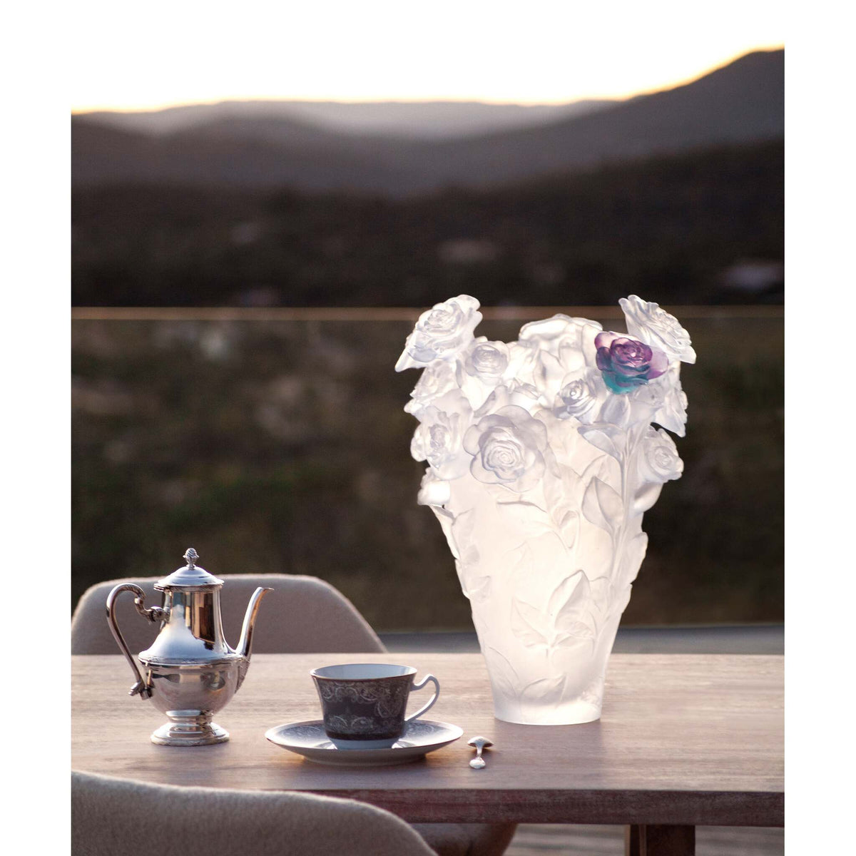 Daum Rose Passion Magnum Vase – White green and pink flower 50ex, alternate view