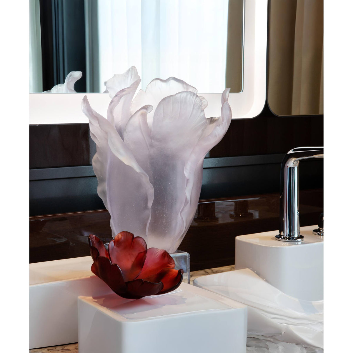 Daum Tulipe Small Bowl – Red, alternate view