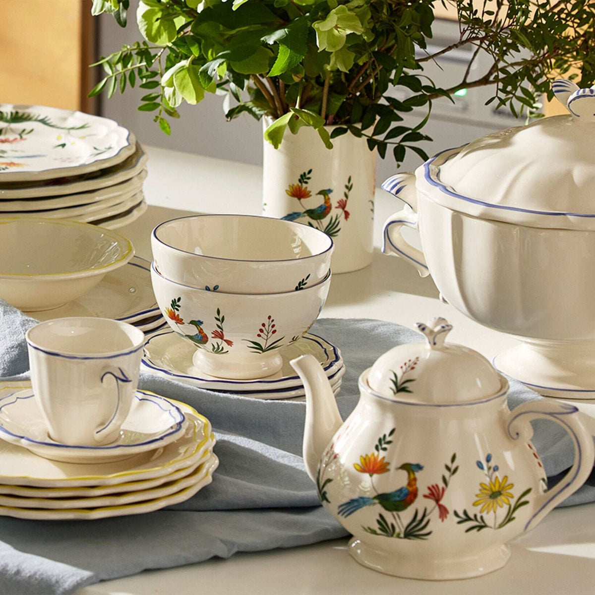 Gien Set of 2 Espresso Cups & Saucers - Oiseaux De Paradis, alternate view