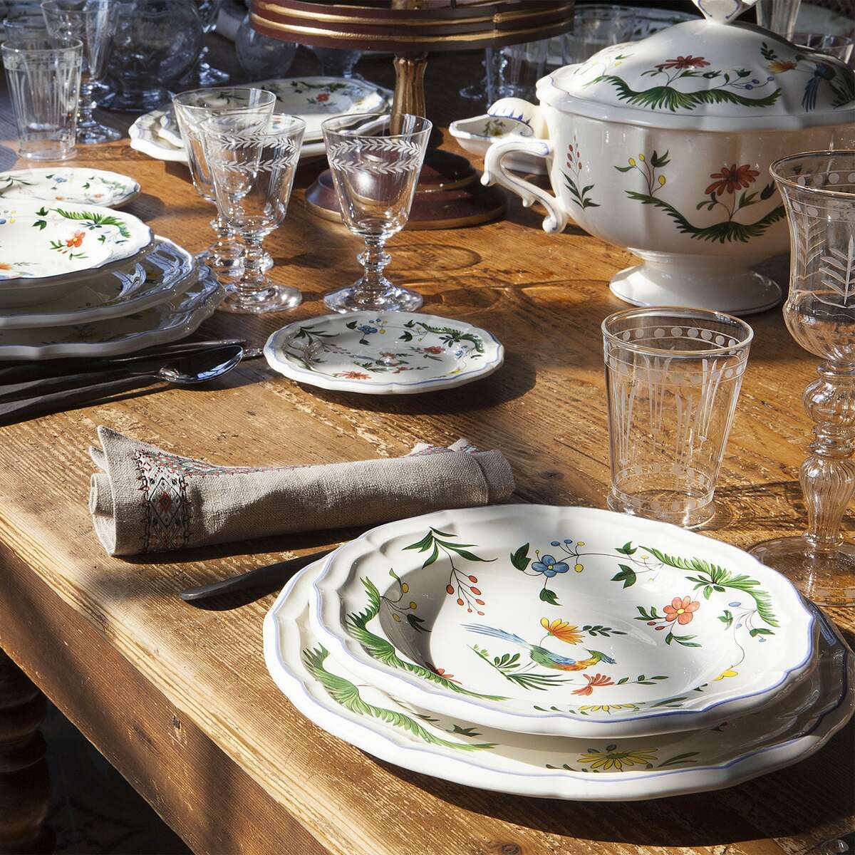 Gien Set of 4 Dinner Plates - Oiseaux De Paradis, alternate view