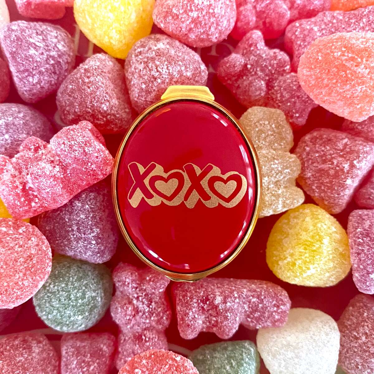 Halcyon Days "Hearts & Kisses" Red Enamel Box - Personalised, alternate view