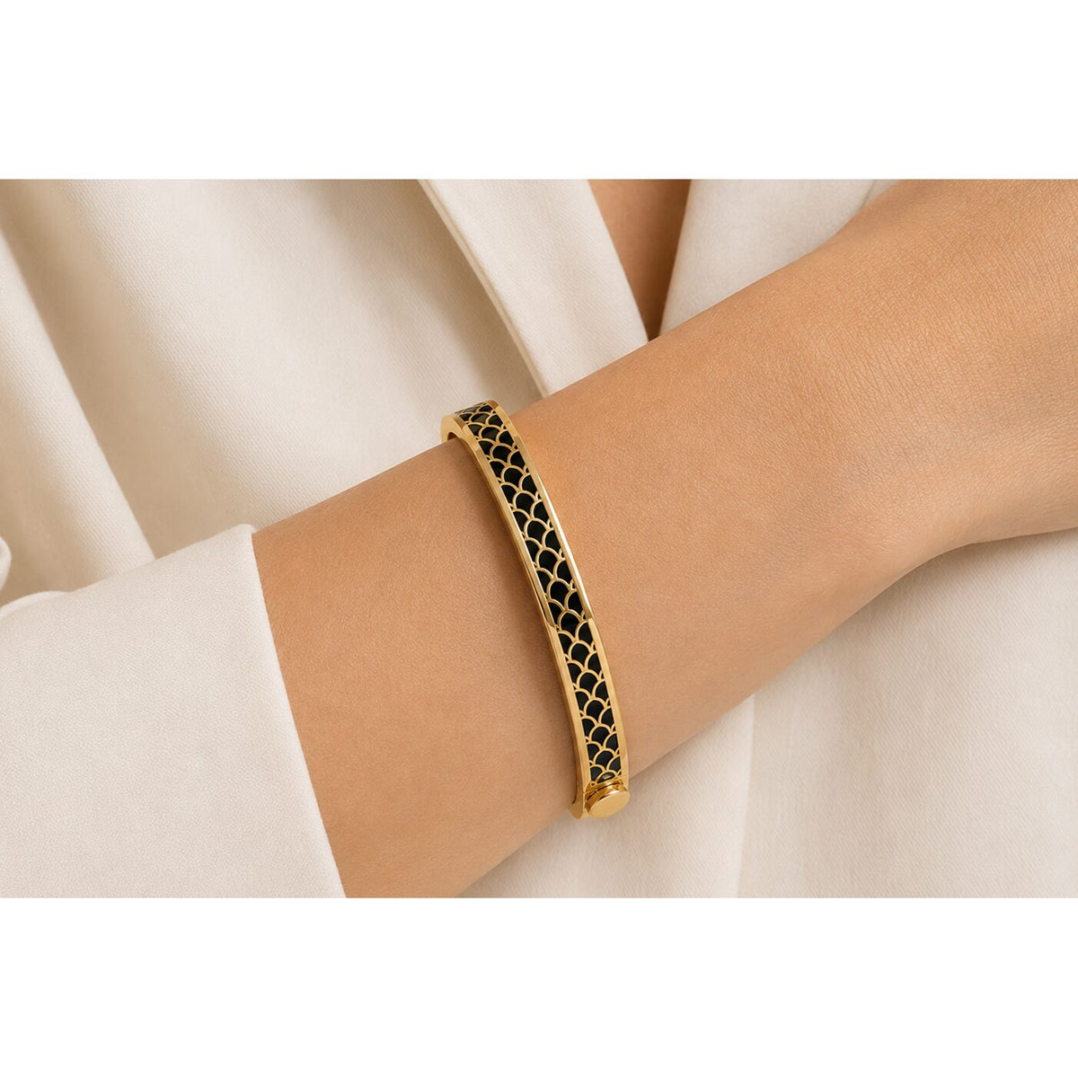 Halcyon Days Skinny Salamander Hinged Bangle in Black & Gold, alternate view