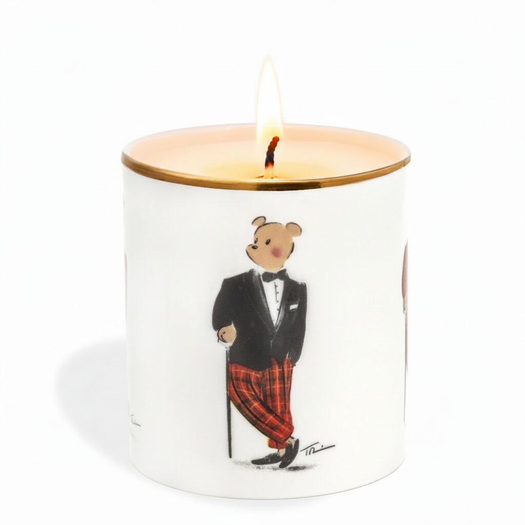 Halcyon Days Tug Rice "Hal the Bear" Fine Bone China Candle – Sandalwood & Vetiver