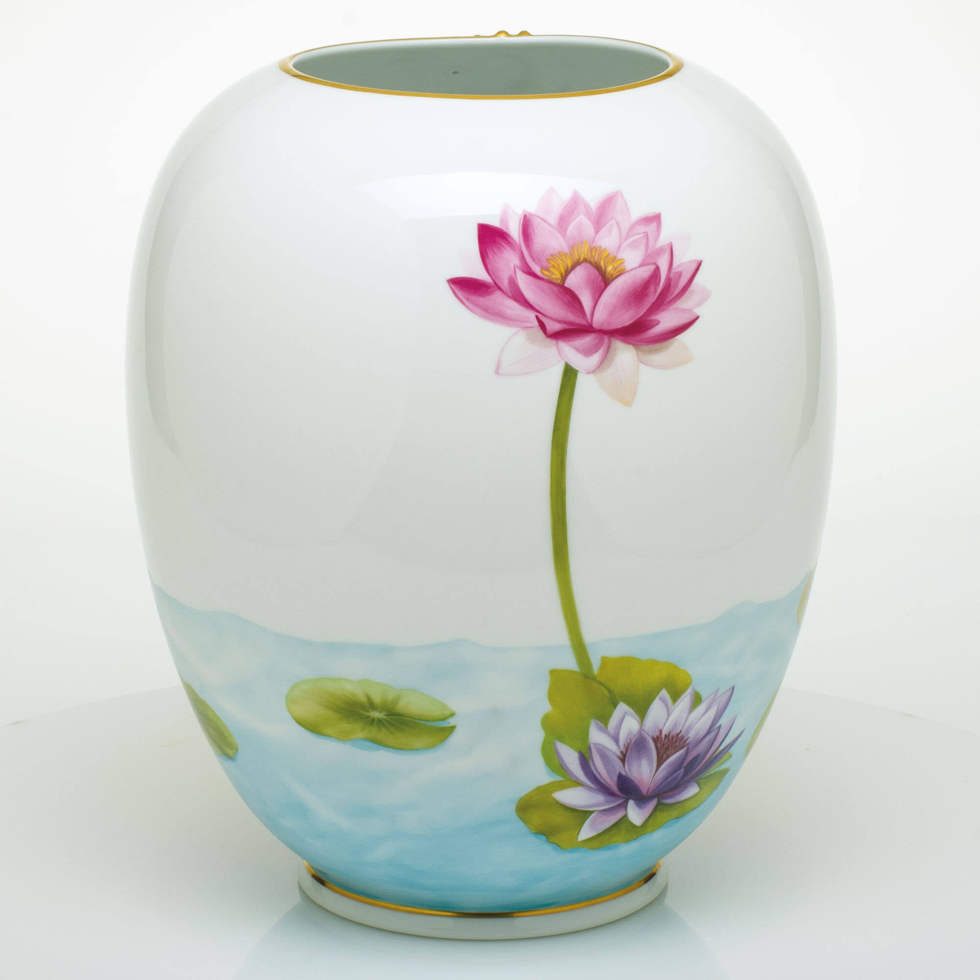 Herend Aquatic Garden Vase — additional view