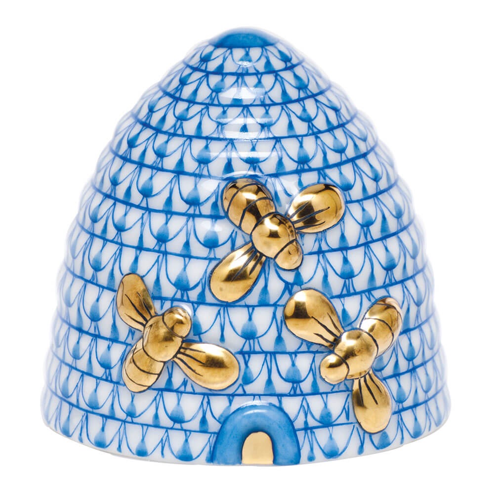 Herend Beehive Figurine porcelain figurine painted in the Blue fishnet pattern