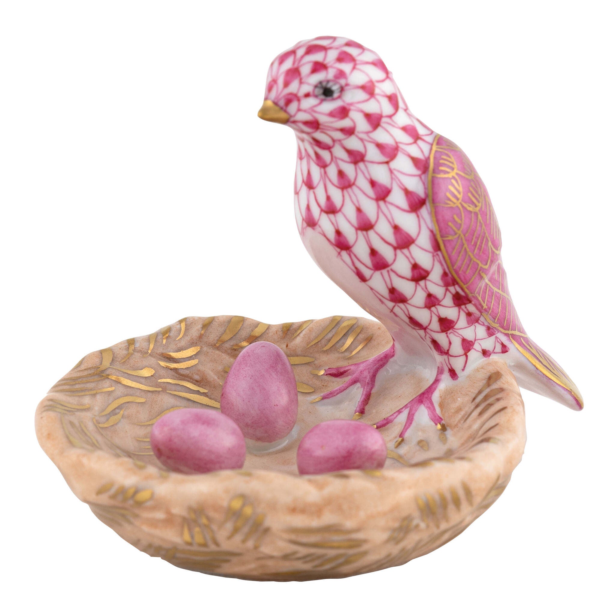 Herend Bird with Nest Figurine porcelain figurine painted in the Raspberry fishnet pattern
