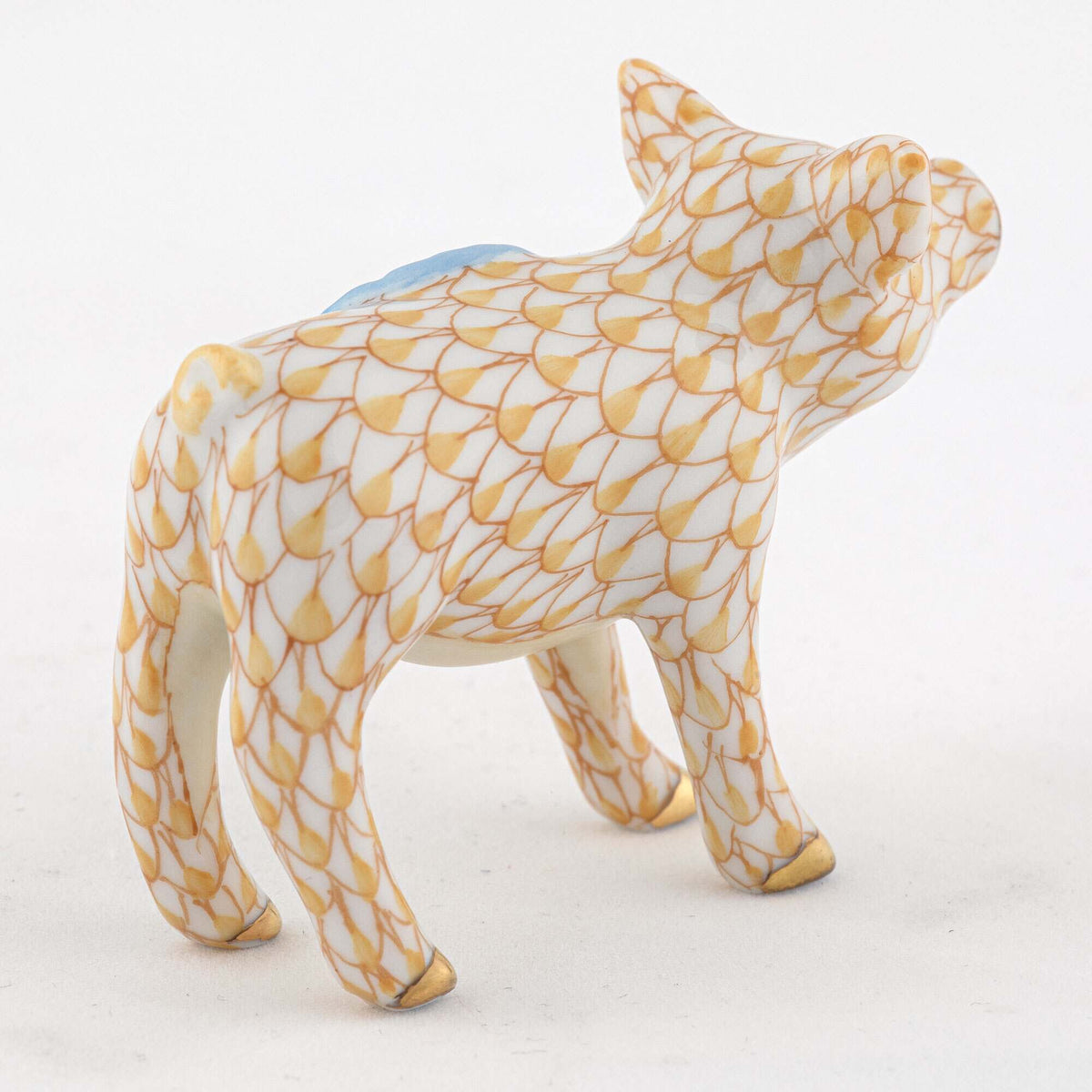 Herend Blue Ribbon Pig Figurine – Butterscotch, alternate view