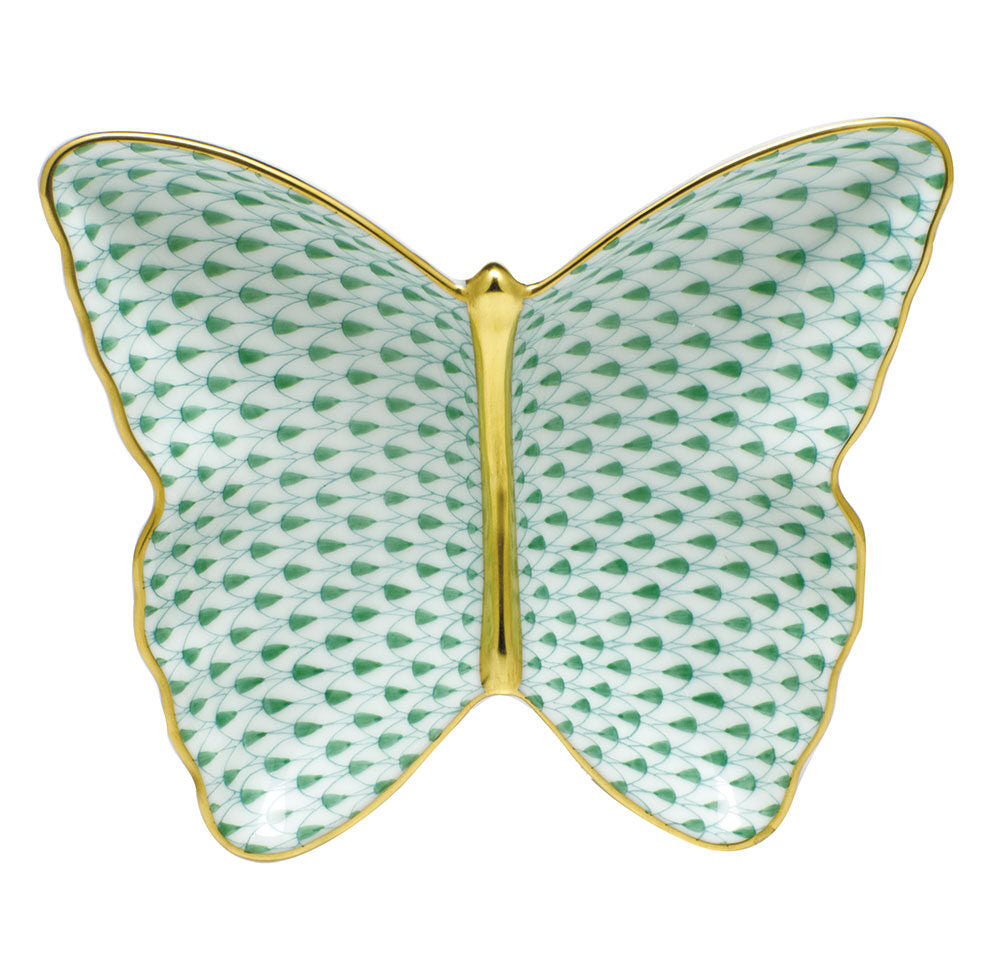 Hand-painted Herend Butterfly Dish Decorative Plate in Green fishnet porcelain on a white background