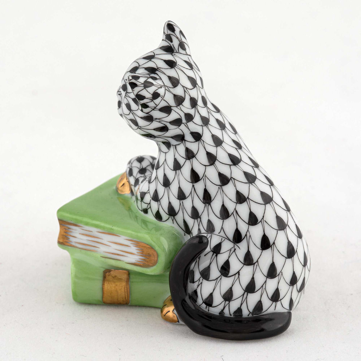 Herend Cat on Books Figurine – Black, alternate view