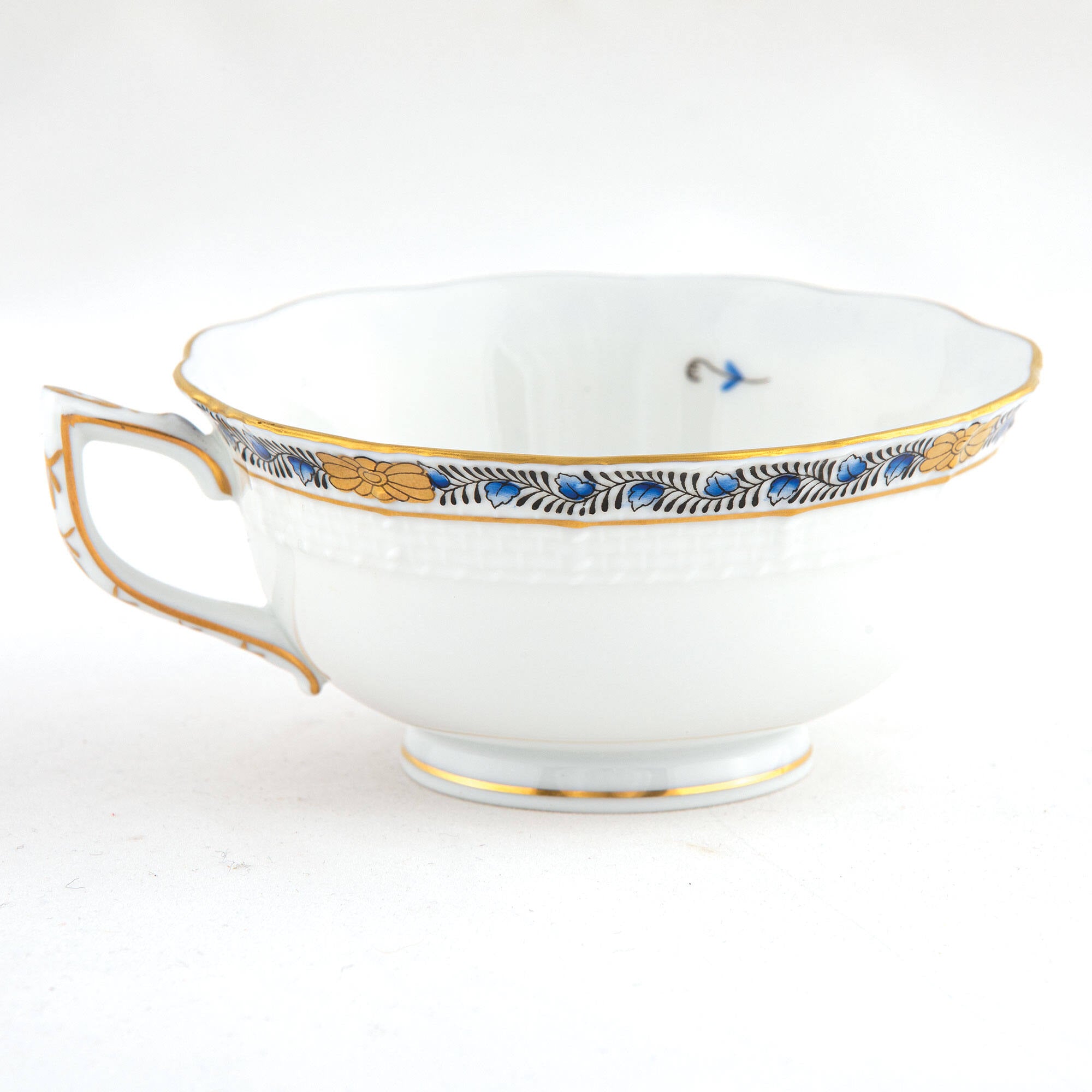 Herend Chinese Bouquet Garland Black Sapphire Tea Cup Cup & Saucer Set — additional view
