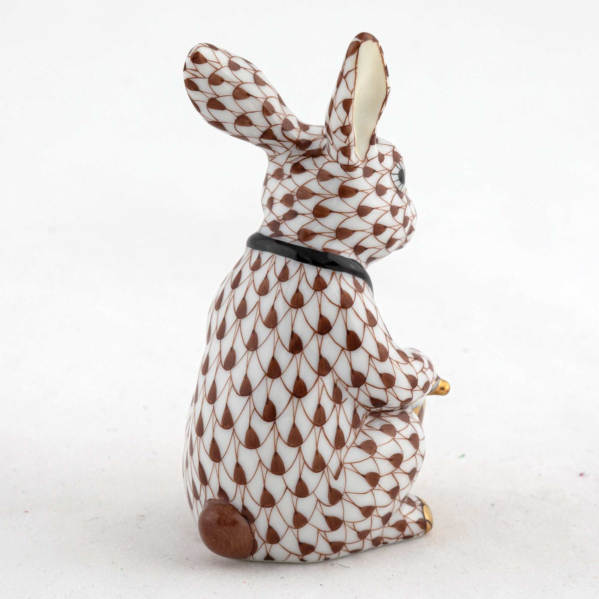 Herend Drummer Bunny Figurine – Chocolate, alternate view