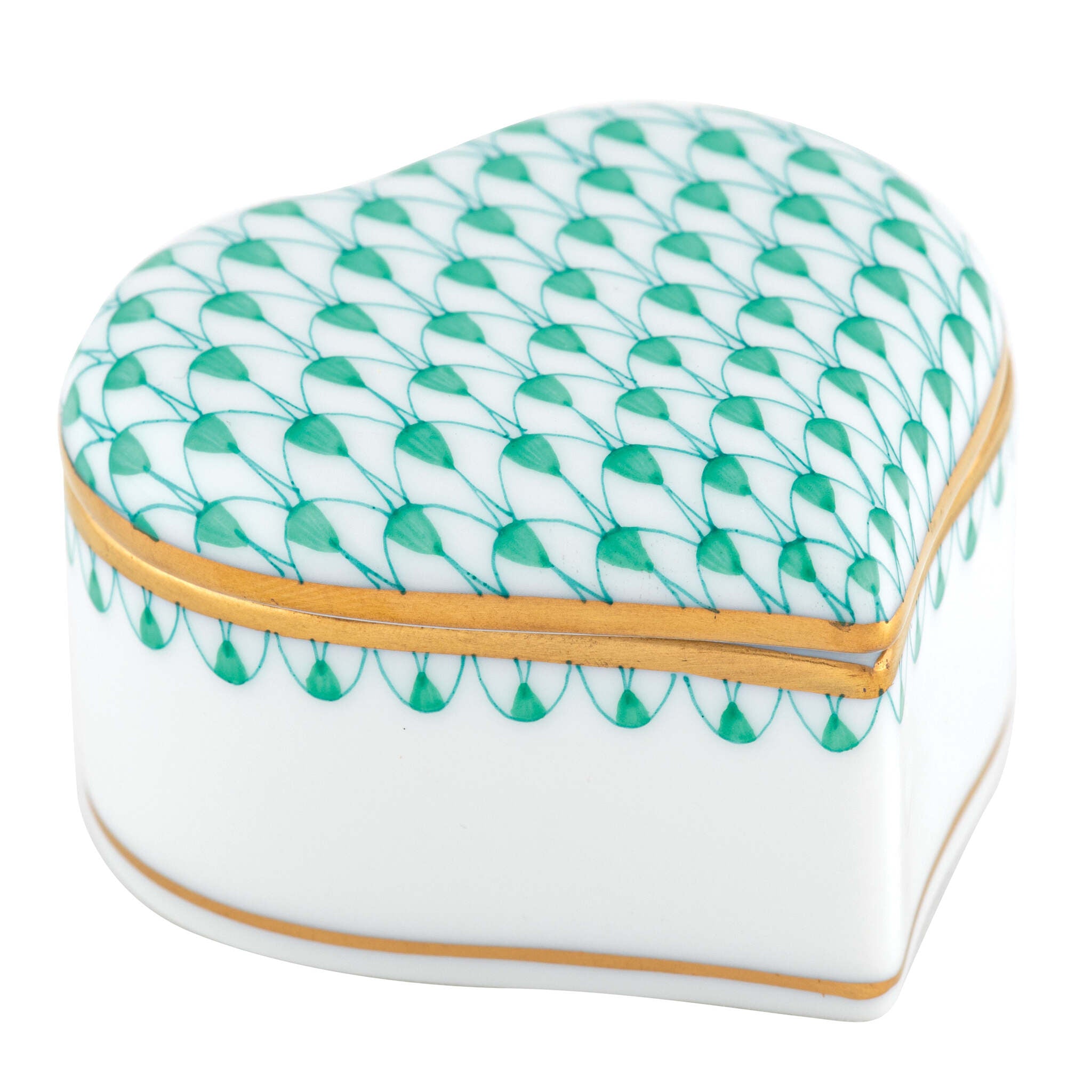 Herend Heart Box porcelain figurine painted in the Green fishnet pattern
