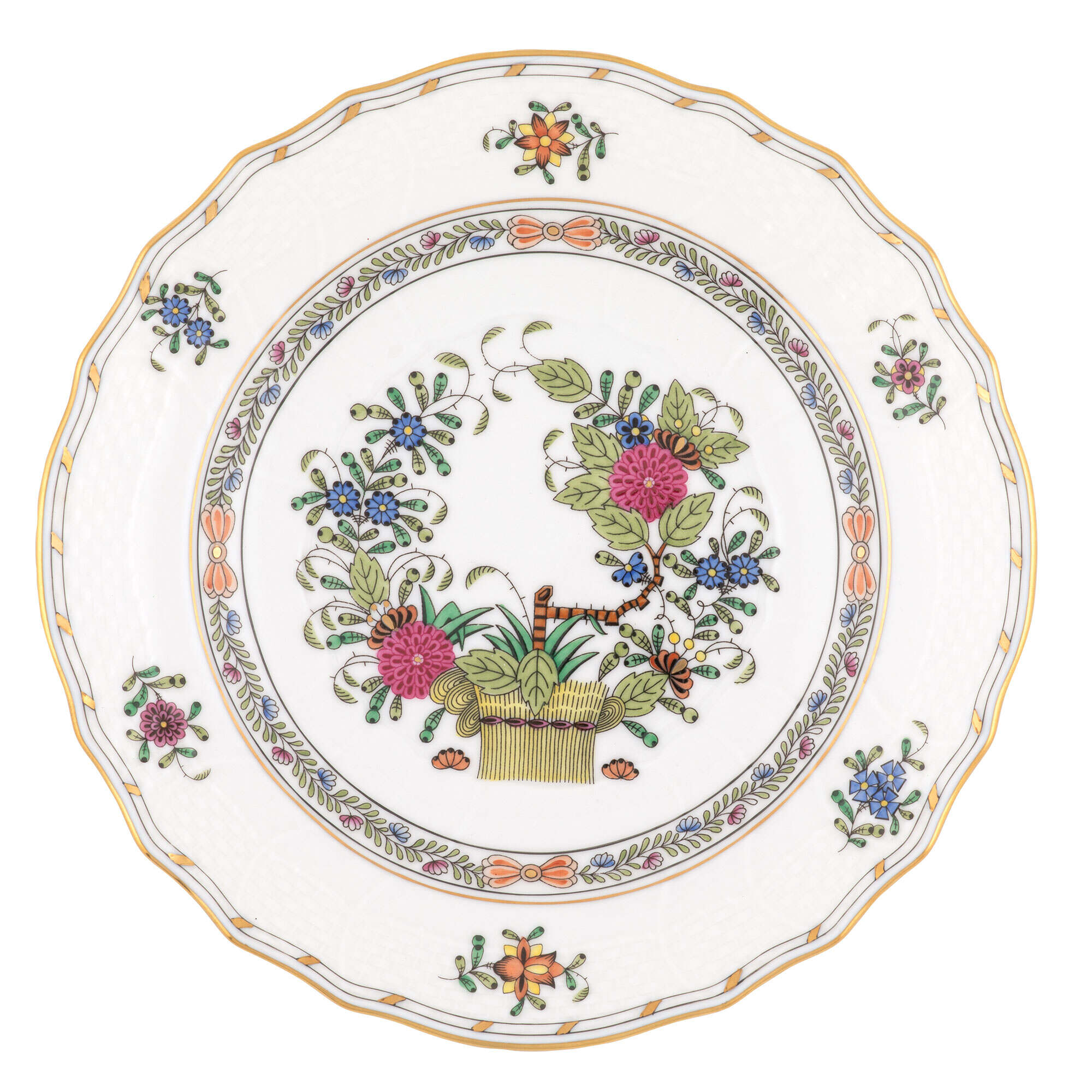Hand-painted Herend Indian Basket Salad Plate in fine porcelain, 7.5in D, on a white background