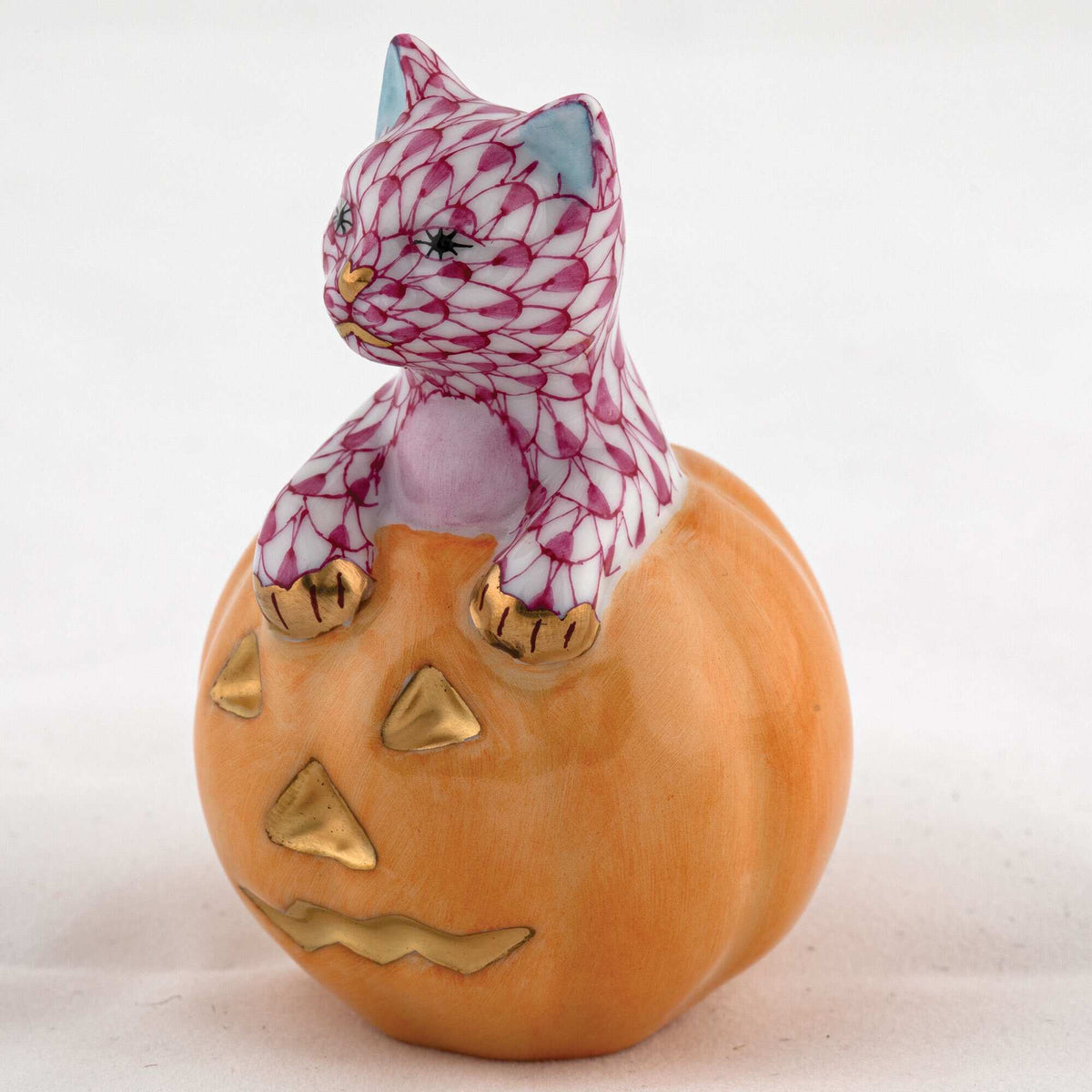 Herend Jack O Lantern Kitty Figurine – Raspberry, alternate view