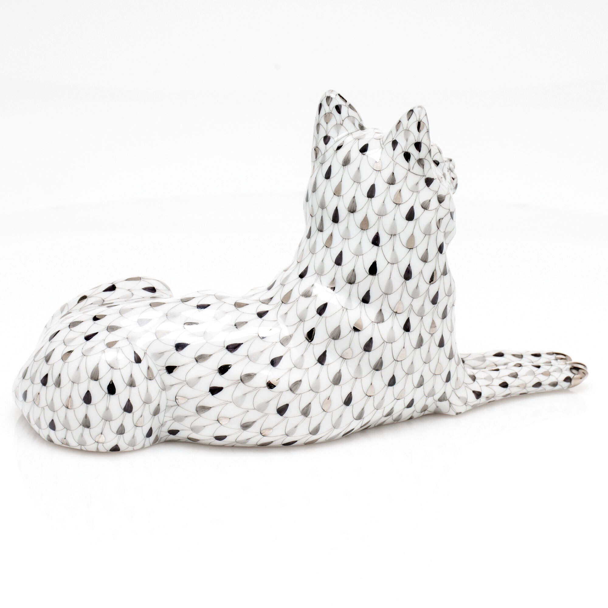 Herend Lying Wolf Figurine — additional view