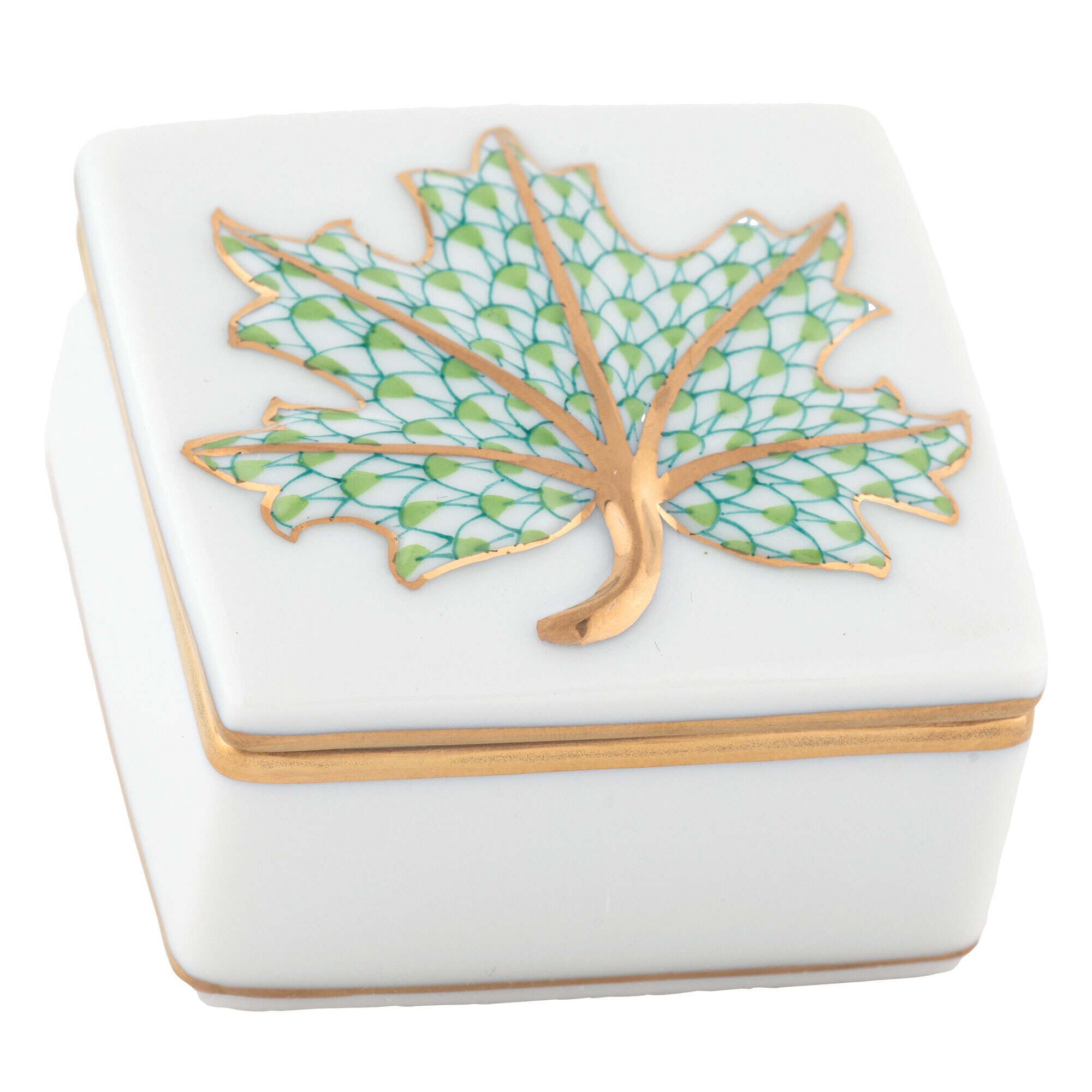 Herend Maple Leaf Box porcelain figurine painted in the Key Lime fishnet pattern