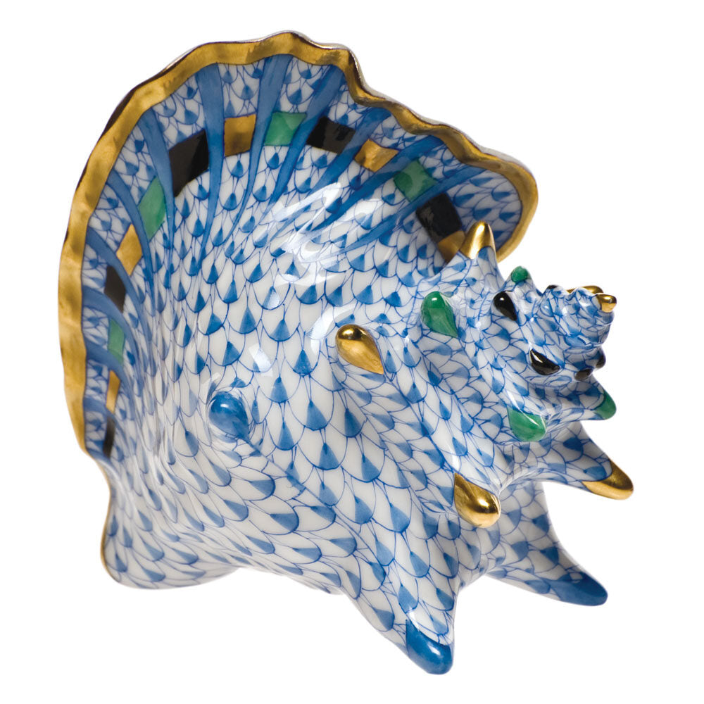 Blue fishnet Medium Conch Shell Figurine figurine, hand-painted Herend porcelain with 24k gold accents