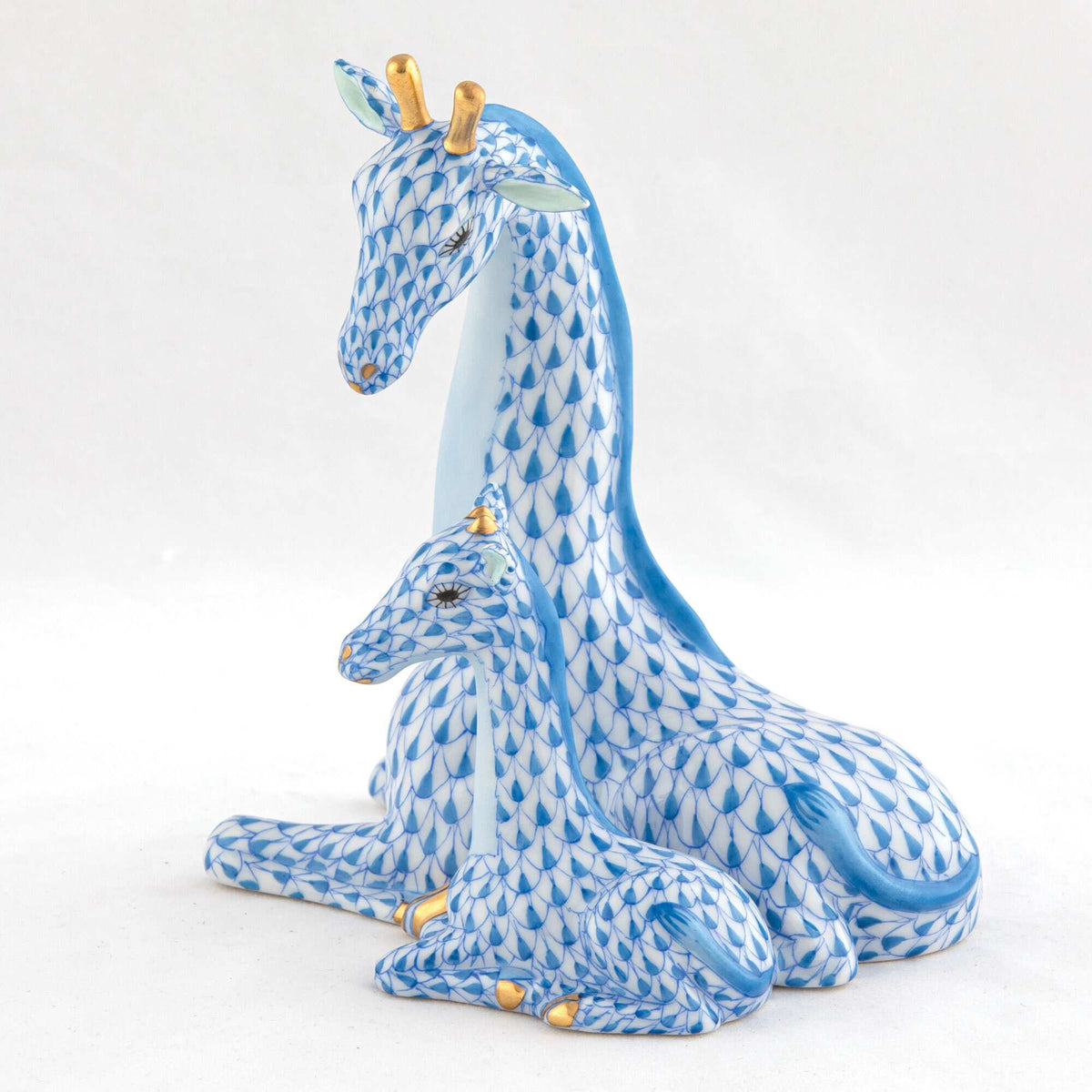 Herend Mother and Baby Giraffe Figurine – Blue, alternate view